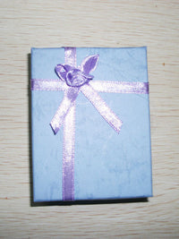 <tc>Ogrlica z vrtnico + modra darilna škatla FLORIE</tc>