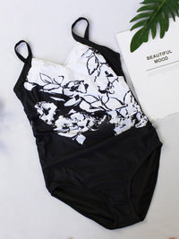 <tc>Plus size monokini Hepsie črn</tc>