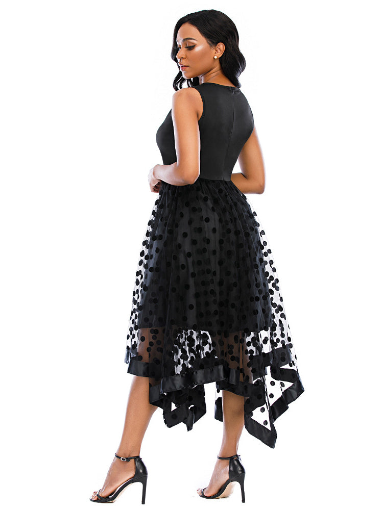 <tc>Elegantiška suknelė Mckenna juoda</tc>