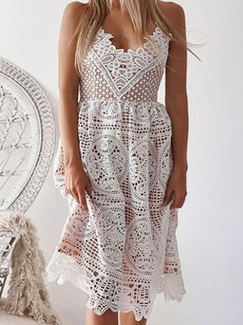 <tc>Elegantiška suknelė Jonina balta</tc>