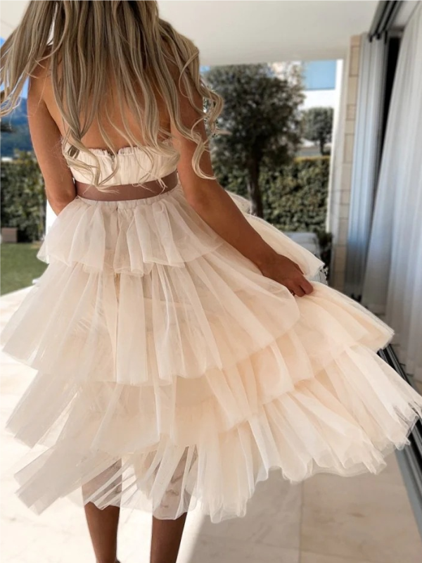 <tc>Elegantiška suknelė Vidalia smėlio spalvos</tc>