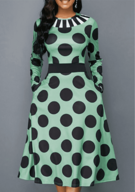 <tc>Elegantiška suknelė Melodea žalia</tc>